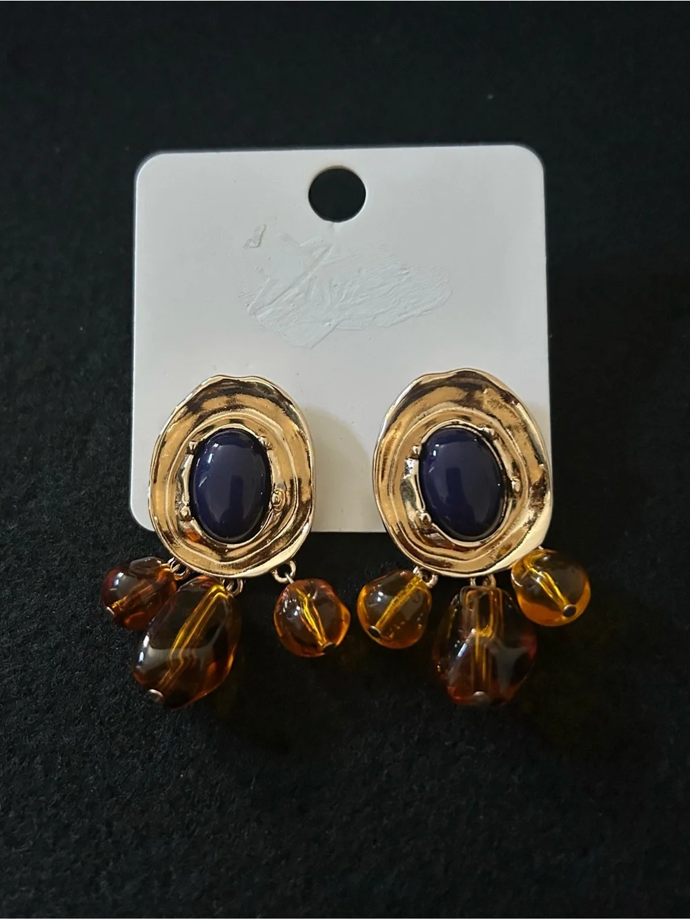 Gold Tone with Black Center and Dangling Amber Colored Beads NWOT